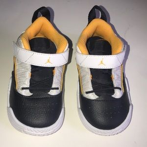 Boy’s Jordan “Stay Loyal” XII Sneakers